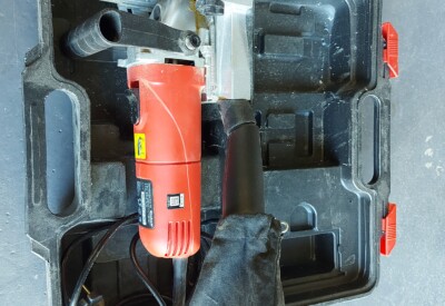 Location Rainureuse électrique Einhell à Pusignan